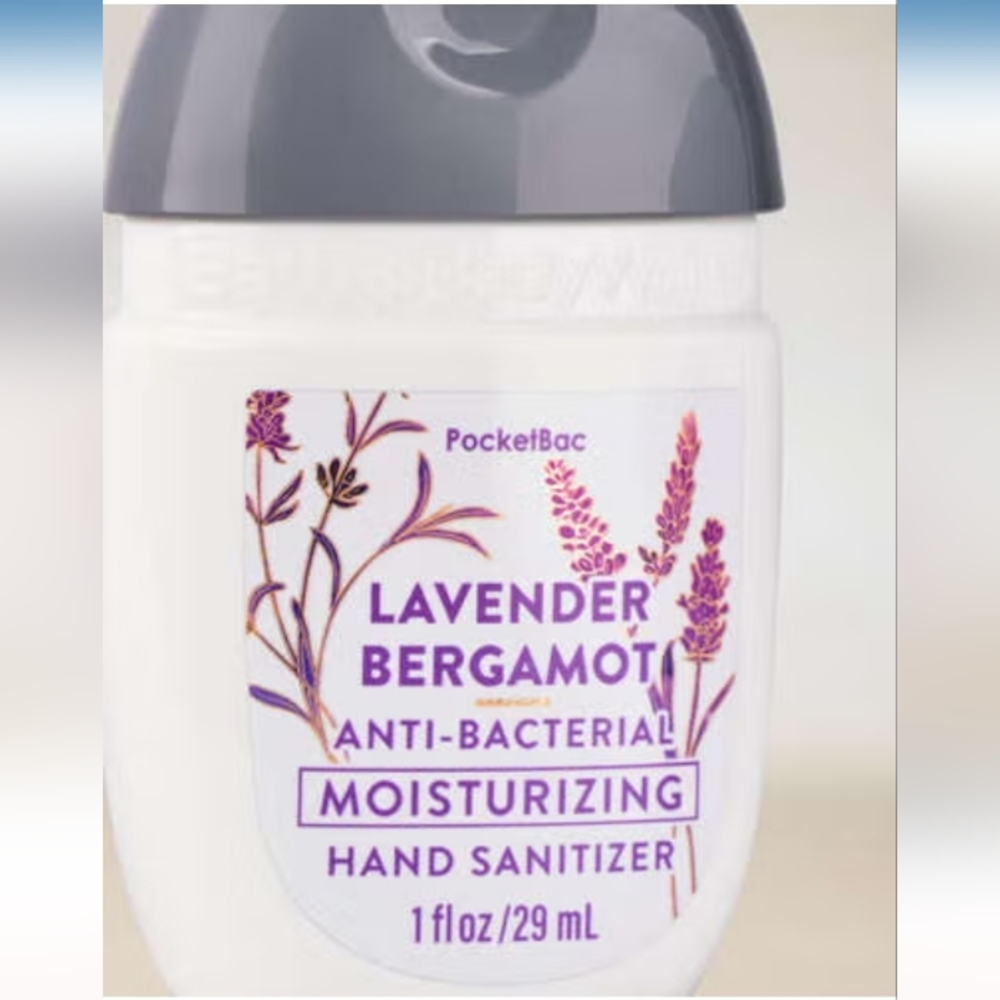 Bath & Body Works Lavender Bergamot Hand Sanitizer - Purple and White